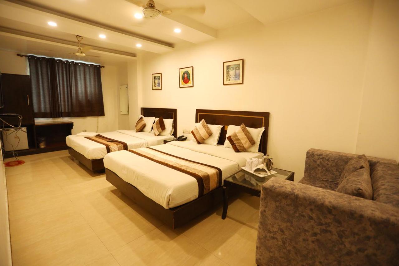 Hotel Maya 'new Delhi' New Delhi